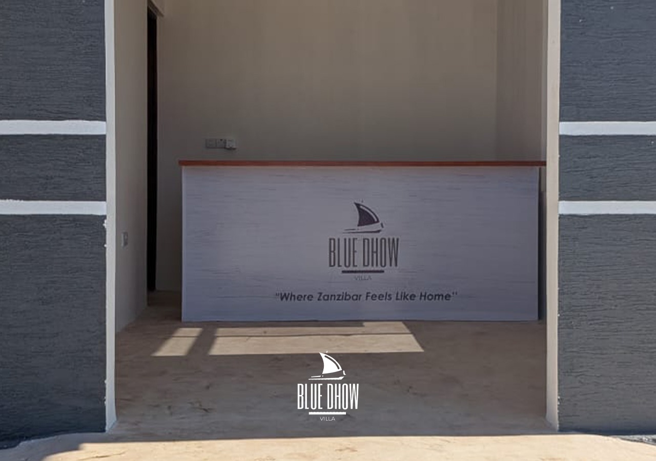 Blue Dhow Villas dining area